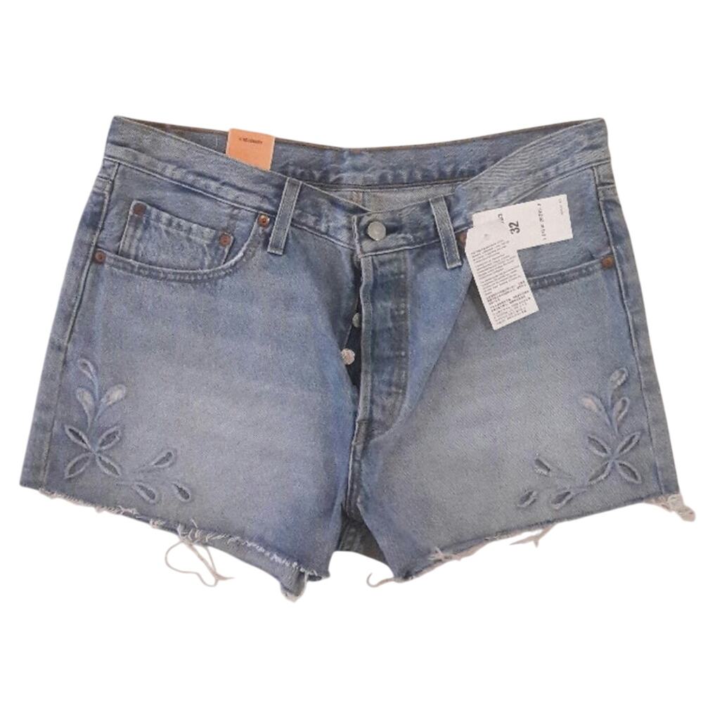 Levi's 501 Denim Shorts Button Fly Distressed Blue Women’s 32 Inseam 2 in.